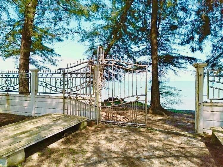 Busaba House Sea Views Tha Sala Exterior photo